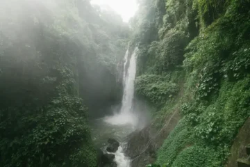 Waterval in Suriname
