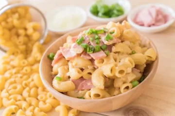 Macaroni met ham en kaas zonder oven
